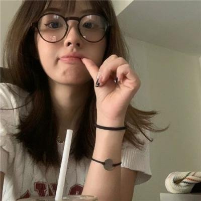 离村打拼她成了锦鲤男神心尖宠